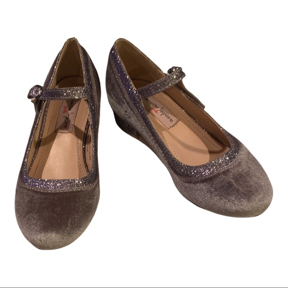 5 for $30 Nanette Lepore Girls Shoes - Picture 4 of 7